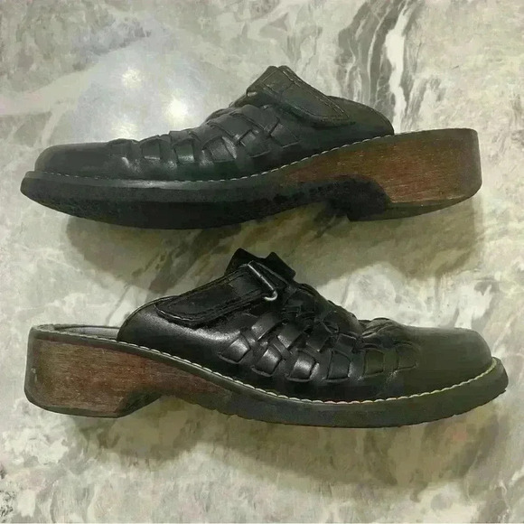 VTG PREDICTIONS Y2K LEATHER WOMENS MULES SHOES Sz 9 BLACK WEAVE CHUNKY EXCELLENT - Picture 3 of 10